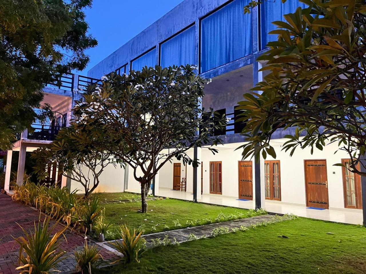 Nn Beach Resort & Spa Nilaveli Exterior photo