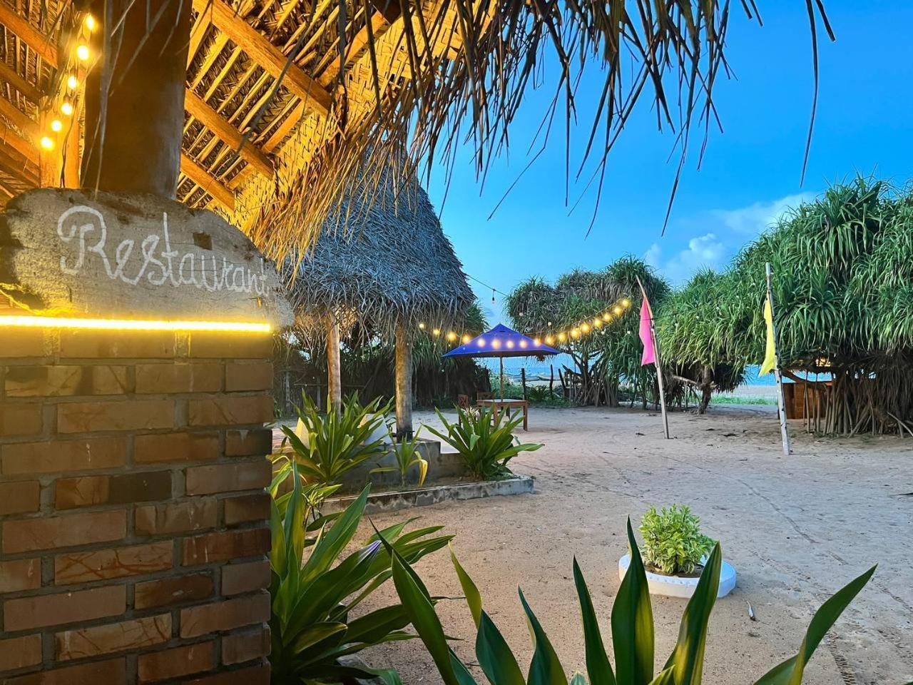 Nn Beach Resort & Spa Nilaveli Exterior photo