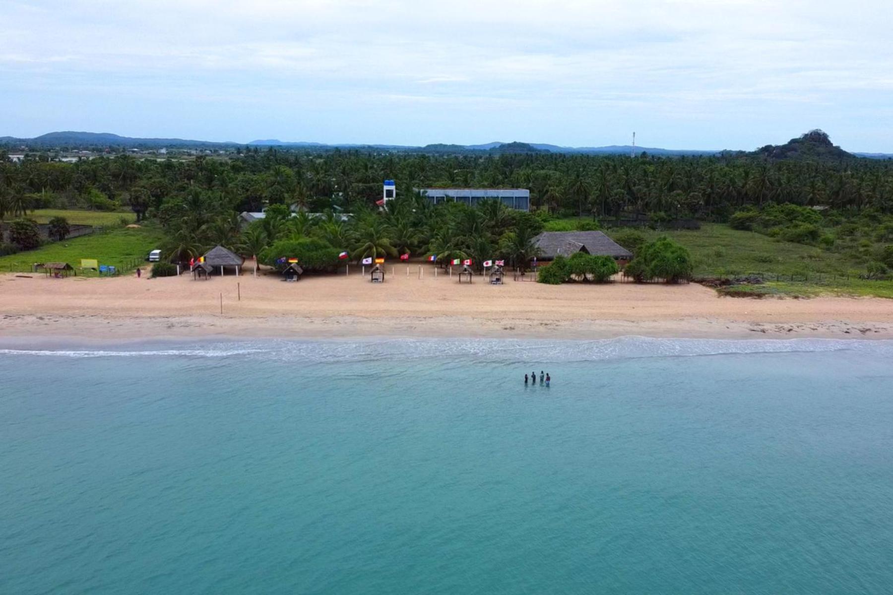 Nn Beach Resort & Spa Nilaveli Exterior photo